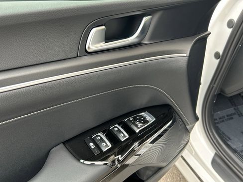 New 2026 Kia K5 GT-Line image 17