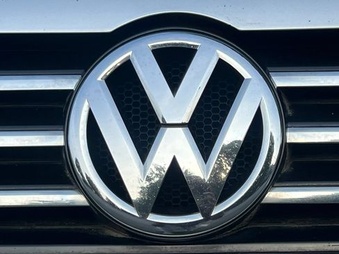 Used 2014 Volkswagen Passat TDI SE FWD image 49