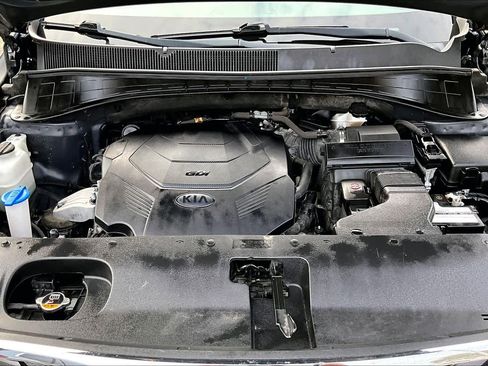 Used 2020 Kia Sorento S image 31