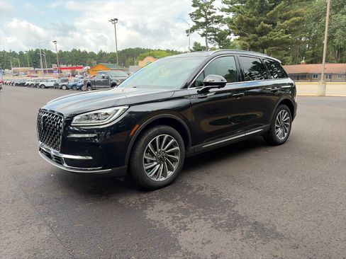 Used 2023 Lincoln Corsair Reserve w/ Equipment Group 201A AWD/4WD image 3
