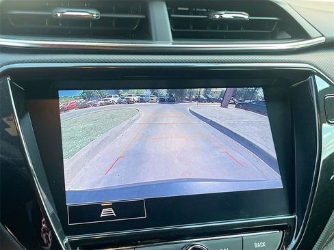 Used 2023 Chevrolet TrailBlazer RS w/ Sun and Liftgate Package image 13