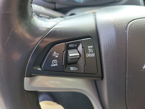Used 2020 Chevrolet Trax Premier FWD image 27