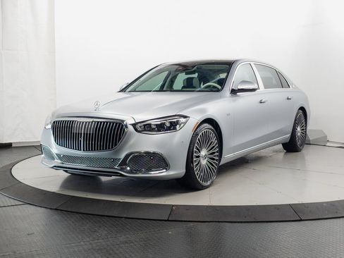 Used 2024 Mercedes-Benz Maybach S 680 4MATIC image 3