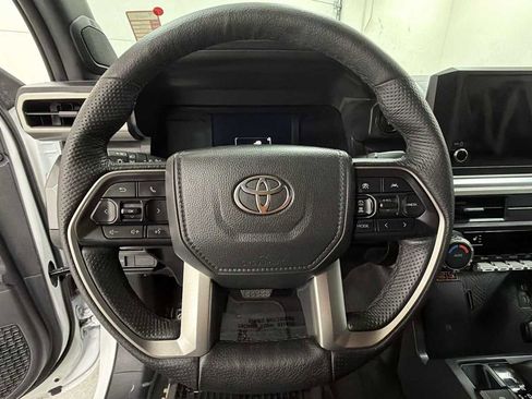 Certified 2025 Toyota Tacoma SR5 image 16