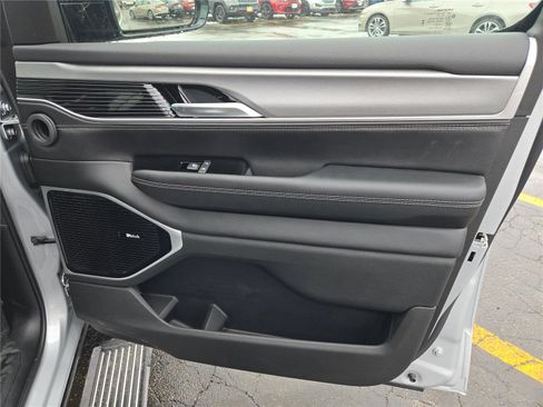 New 2026 Jeep Grand Wagoneer Limited image 6