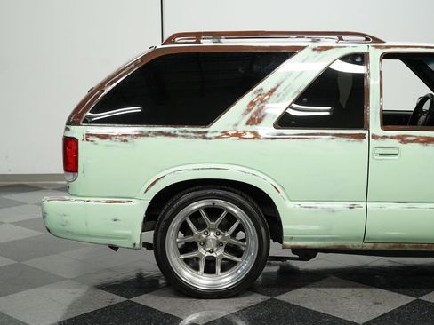 Used 2001 Chevrolet Blazer LS image 24