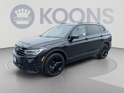 Used 2023 Volkswagen Tiguan SE R-Line AWD/4WD image 1