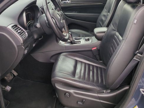 Used 2020 Jeep Grand Cherokee Limited X image 17