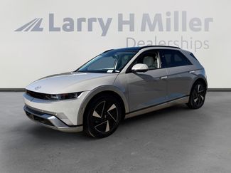 Used 2025 Hyundai Ioniq 5 Limited video 1