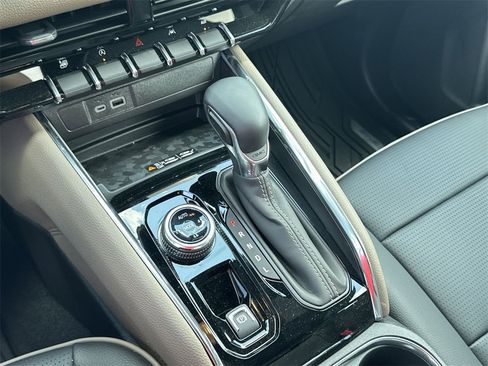 New 2025 GMC Canyon Denali image 26