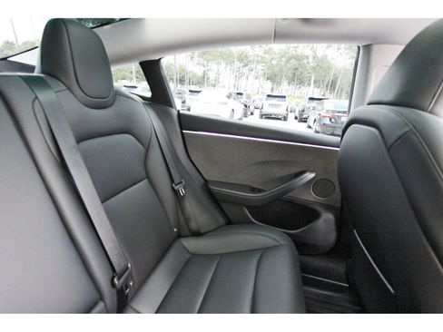 Used 2024 Tesla Model 3 Standard Range RWD image 13