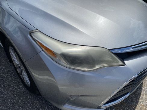 Used 2018 Toyota Avalon Limited FWD image 16