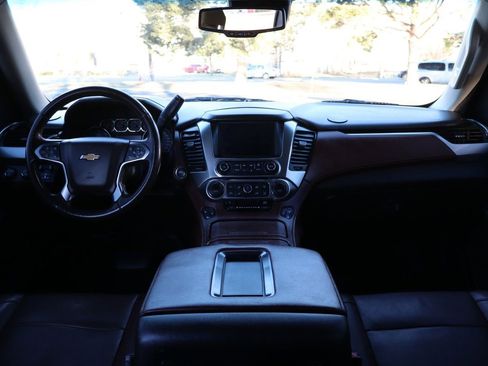 Used 2015 Chevrolet Tahoe LTZ image 16
