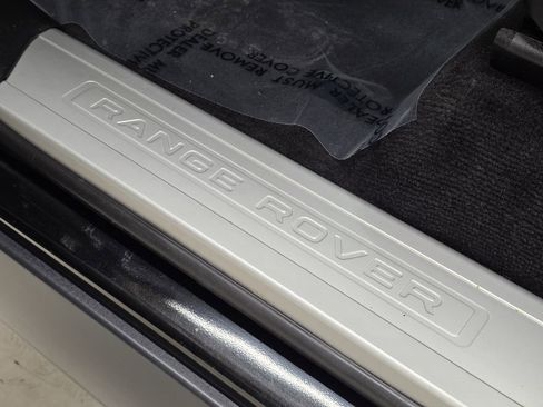 Used 2020 Land Rover Range Rover Sport SVR image 29