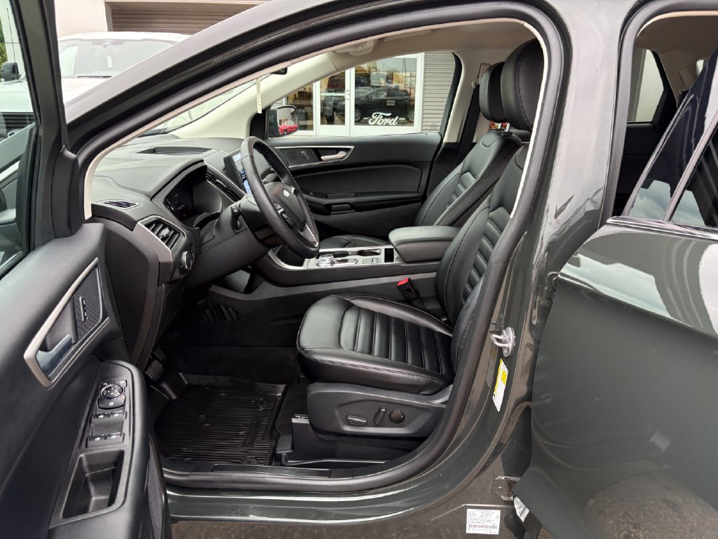 Used 2024 Ford Edge SEL w/ Convenience Package AWD/4WD image 10