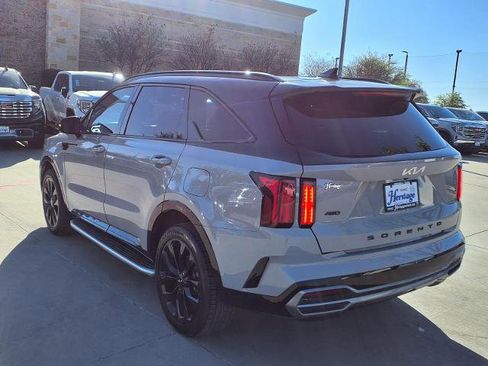 Used 2022 Kia Sorento SX image 26