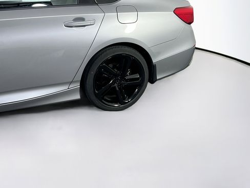 Used 2022 Honda Accord Sport image 27