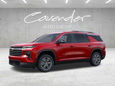 New 2026 Chevrolet Traverse LT image 2