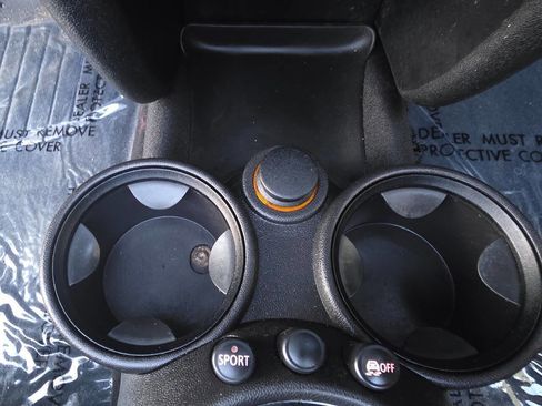 Used 2011 MINI Cooper Convertible w/ Premium Pkg image 32