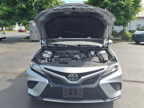 Used 2019 Toyota Camry XSE FWD image 25