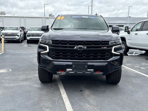 Used 2023 Chevrolet Tahoe Z71 w/ Luxury Package AWD/4WD image 19
