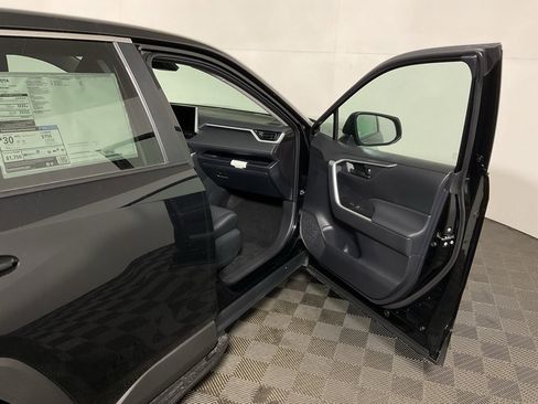 New 2025 Toyota RAV4 LE image 34