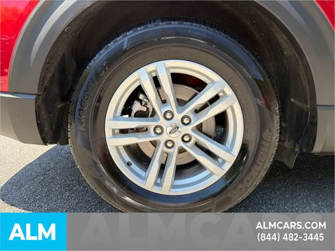Used 2021 Ford Explorer XLT RWD image 20