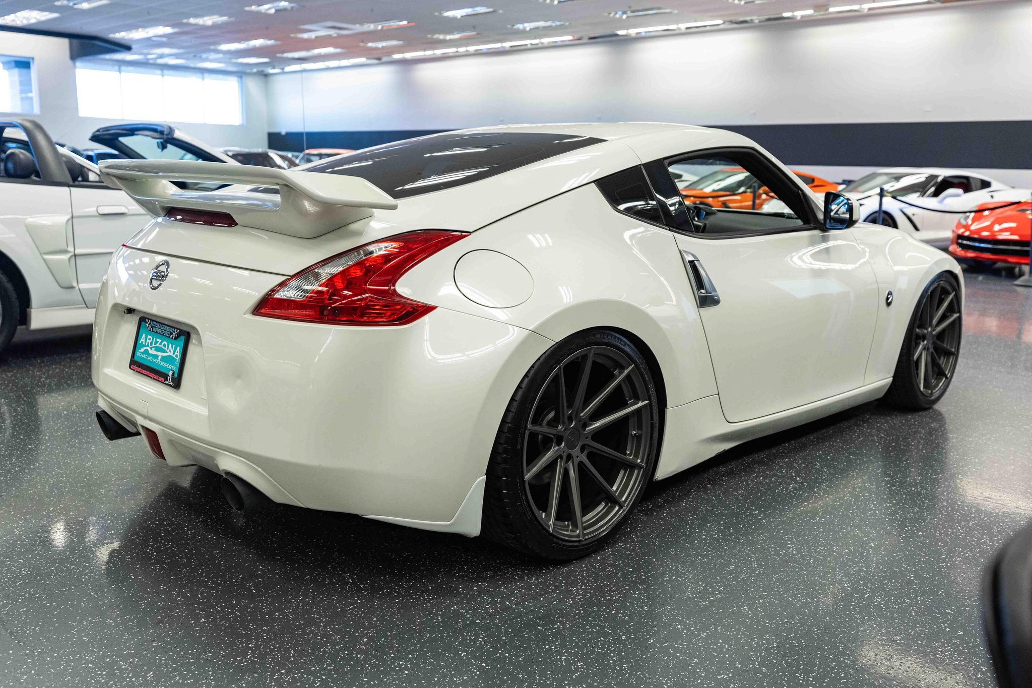 Used 2014 Nissan 370Z Coupe RWD image 4