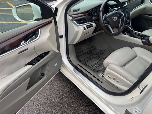 Used 2013 Cadillac XTS Platinum AWD/4WD image 18