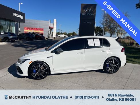 Used 2022 Volkswagen Golf R image 1