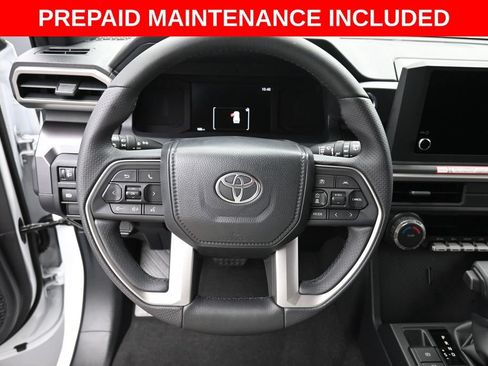 Certified 2026 Toyota 4Runner SR5 AWD/4WD image 15