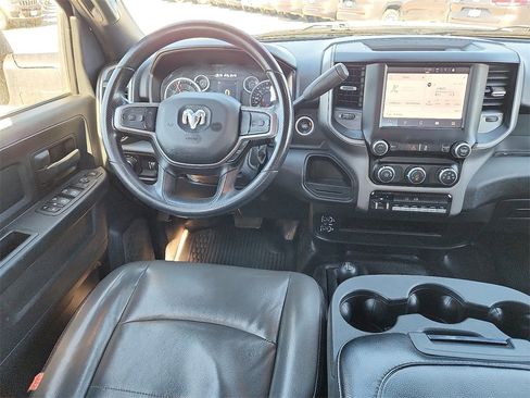 Used 2024 RAM 5500 Tradesman w/ Chrome Appearance Group image 11