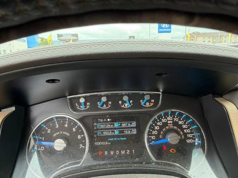 Used 2013 Ford F150 Lariat w/ Lariat Chrome Pkg AWD/4WD image 29