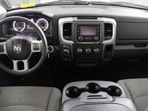 Used 2022 RAM 1500 Classic SLT image 2