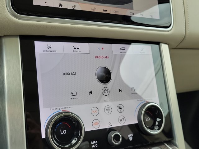 Used 2018 Land Rover Range Rover Autobiography AWD/4WD image 26