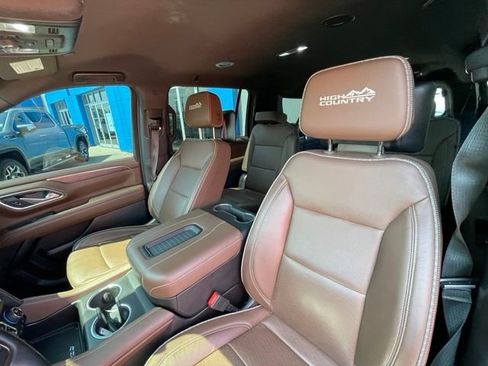 Used 2023 Chevrolet Suburban High Country w/ Max Trailering Package AWD/4WD image 17