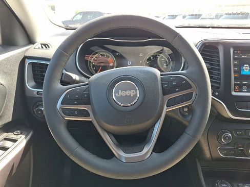 Certified 2022 Jeep Cherokee Latitude Lux w/ Mopar Interior Package image 45