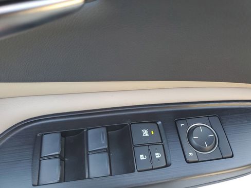 Used 2019 Lexus ES 350 image 29