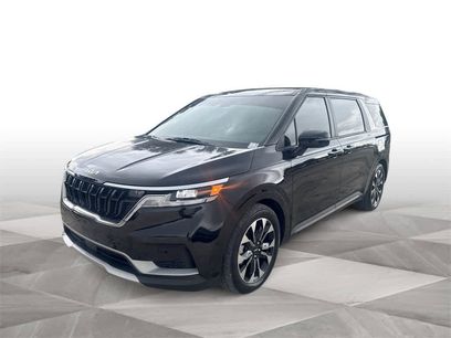 Certified 2024 Kia Carnival EX