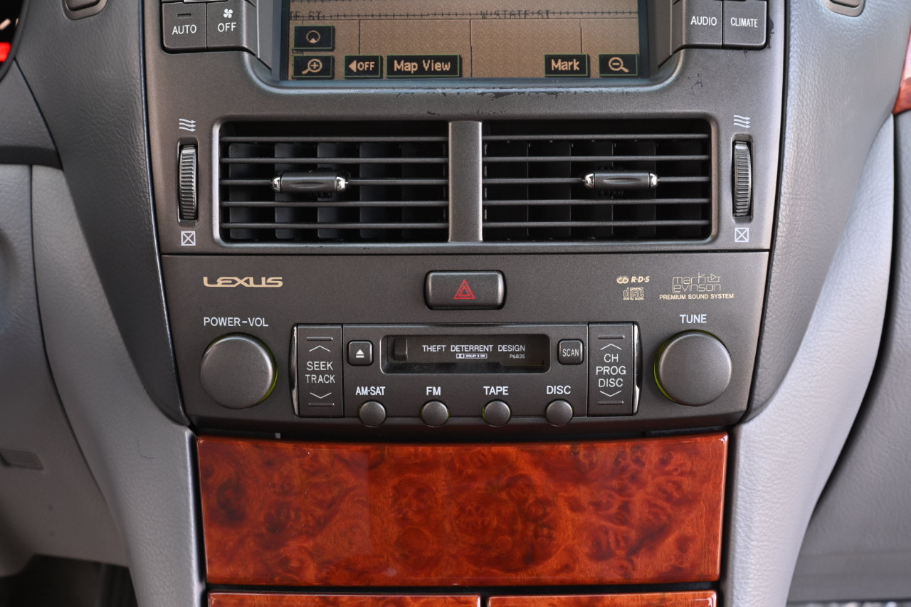 Used 2004 Lexus LS 430 w/ Modern Luxury Pkg RWD image 19