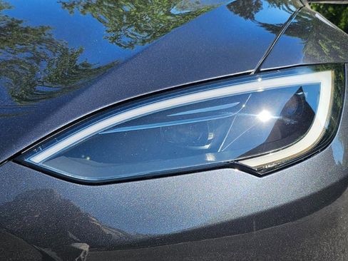 Used 2023 Tesla Model S AWD/4WD image 25