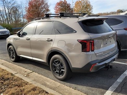 Used 2024 Kia Sorento SX Prestige image 5