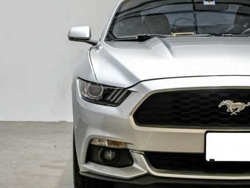 Used 2015 Ford Mustang Premium RWD image 33