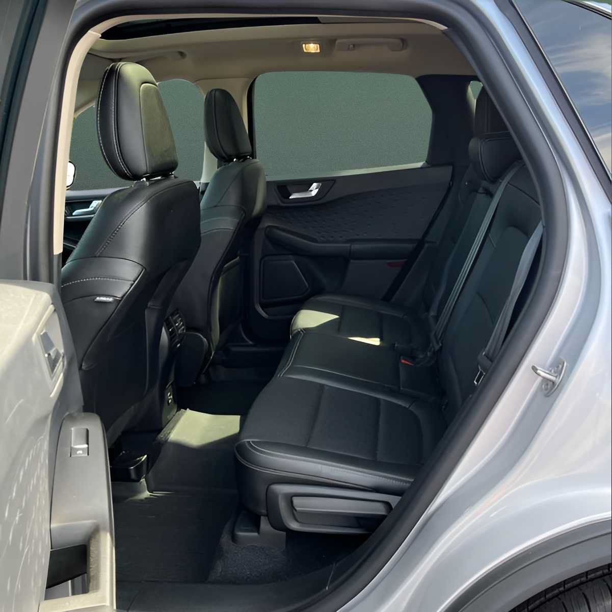 Used 2020 Ford Escape SEL AWD/4WD image 4