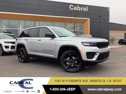 New 2025 Jeep Grand Cherokee Altitude