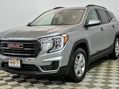 Used 2024 GMC Terrain SLE w/ Driver Convenience Package AWD/4WD image 5