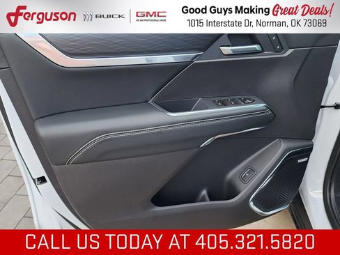 New 2026 GMC Acadia Elevation w/ Super Cruise Package FWD image 13