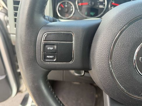 Used 2011 Jeep Liberty Sport w/ Popular Equipment Group AWD/4WD image 21