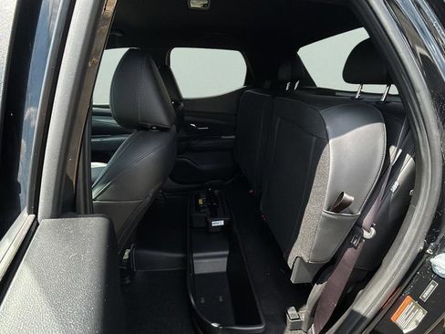 Used 2025 Hyundai Santa Cruz SEL image 17