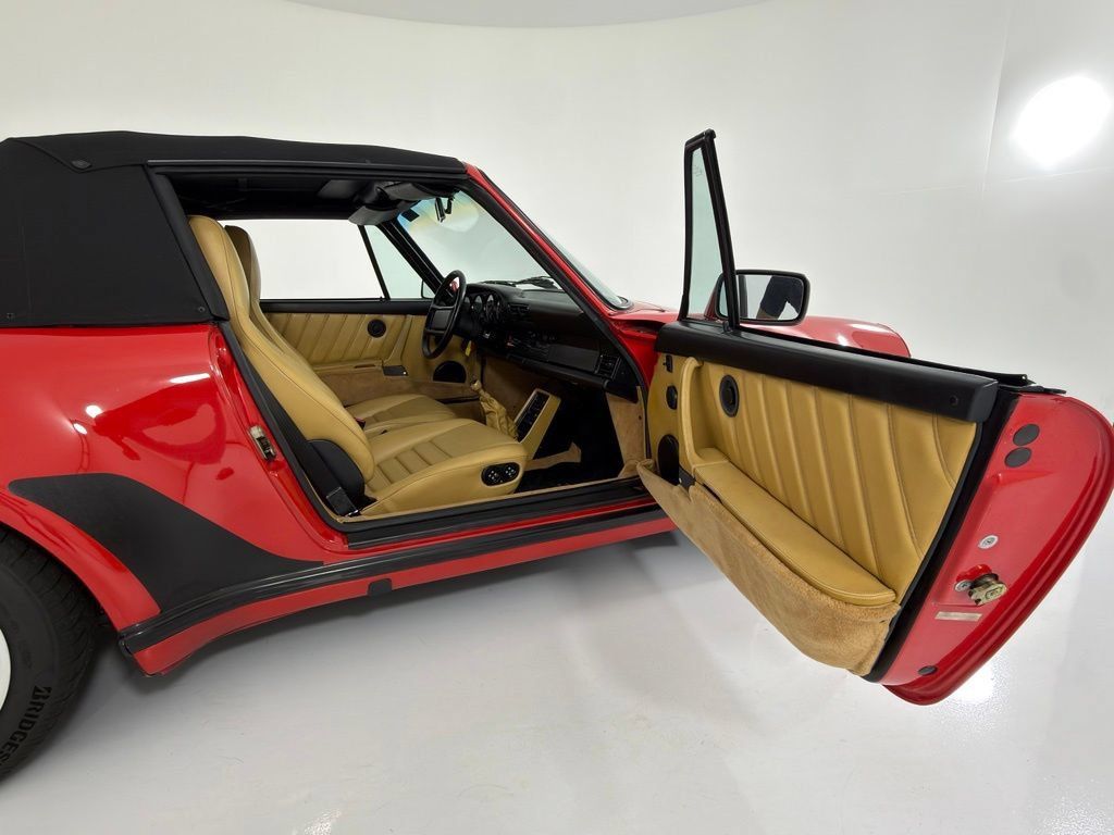 Used 1987 Porsche 911 Carrera RWD image 21